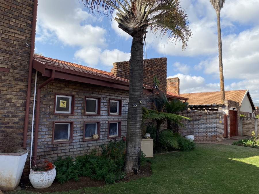 4 Bedroom Property for Sale in Silverton Gauteng