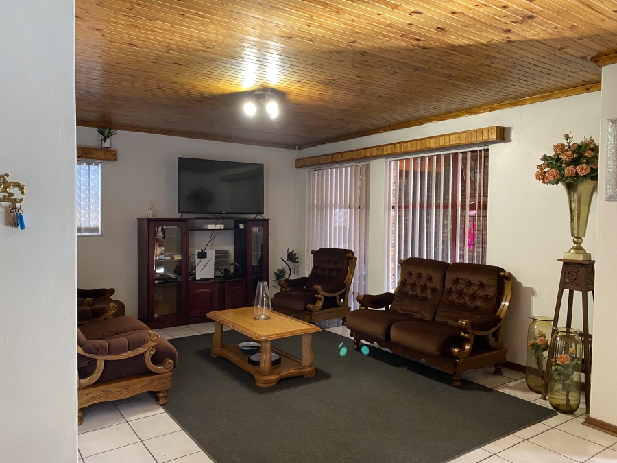 4 Bedroom Property for Sale in Silverton Gauteng