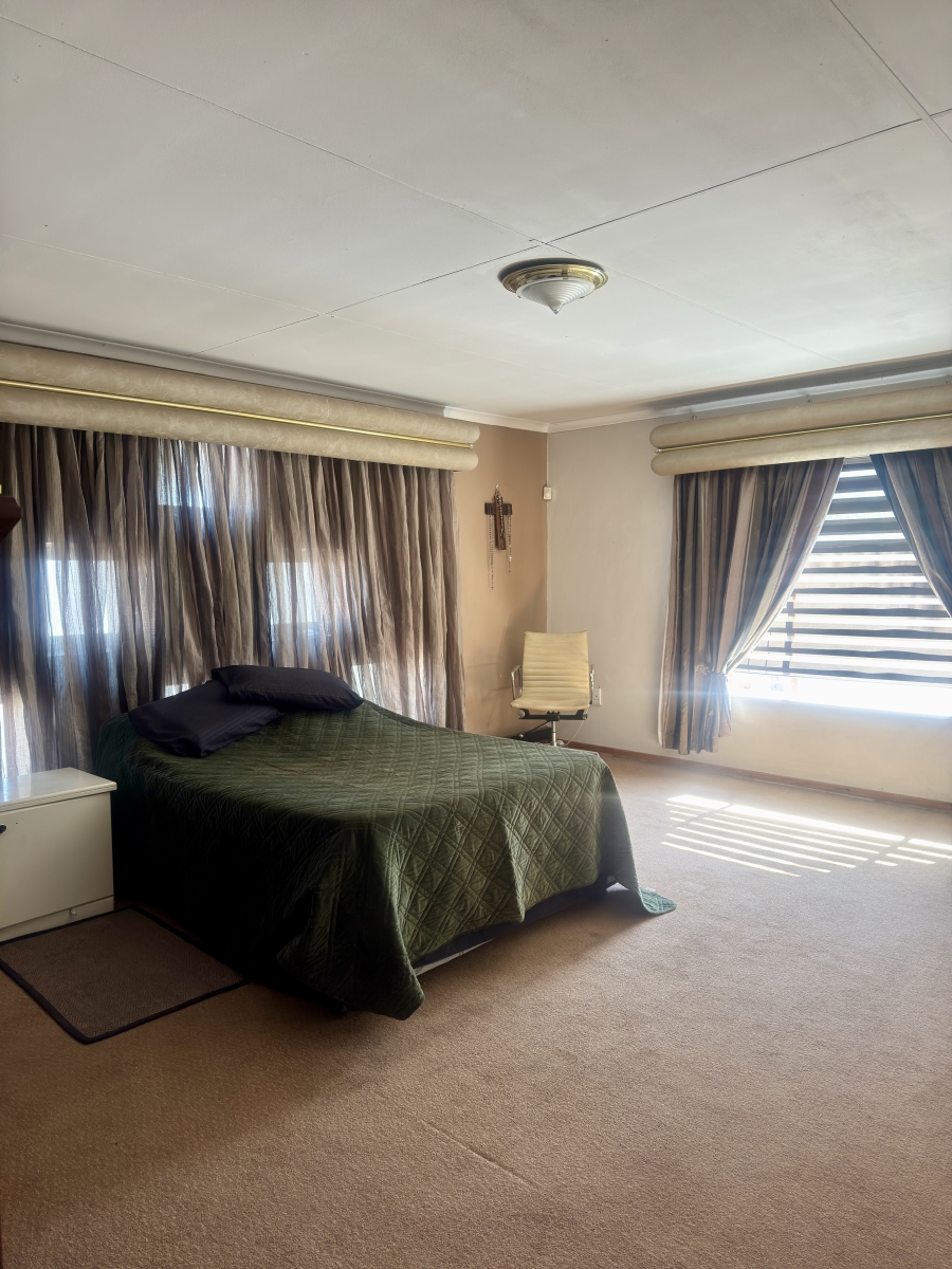 4 Bedroom Property for Sale in Silverton Gauteng