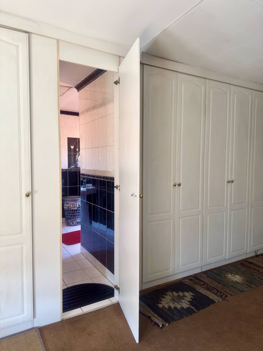 4 Bedroom Property for Sale in Silverton Gauteng