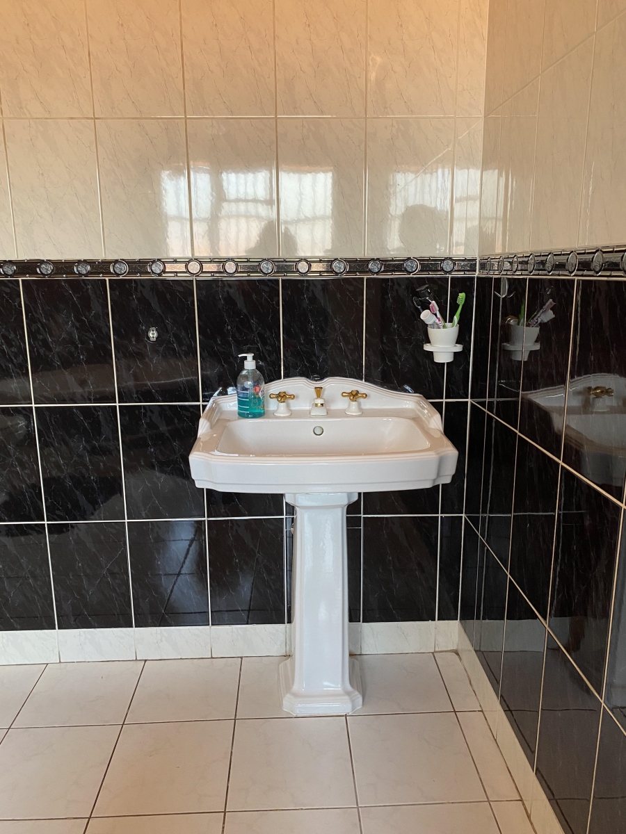 4 Bedroom Property for Sale in Silverton Gauteng