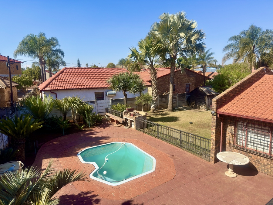 4 Bedroom Property for Sale in Silverton Gauteng
