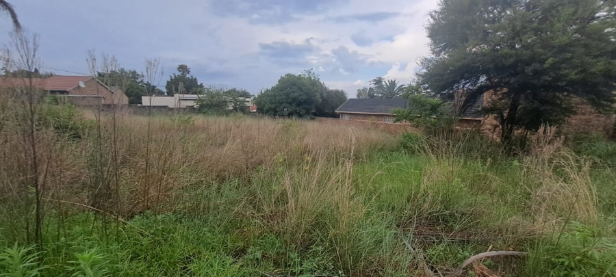 0 Bedroom Property for Sale in Country View Gauteng