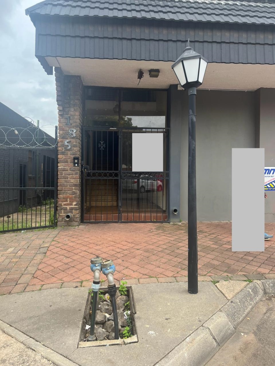 To Let commercial Property for Rent in Wierda Park Gauteng