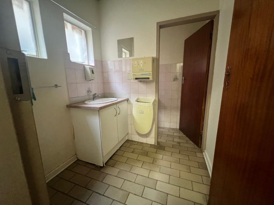 To Let commercial Property for Rent in Wierda Park Gauteng