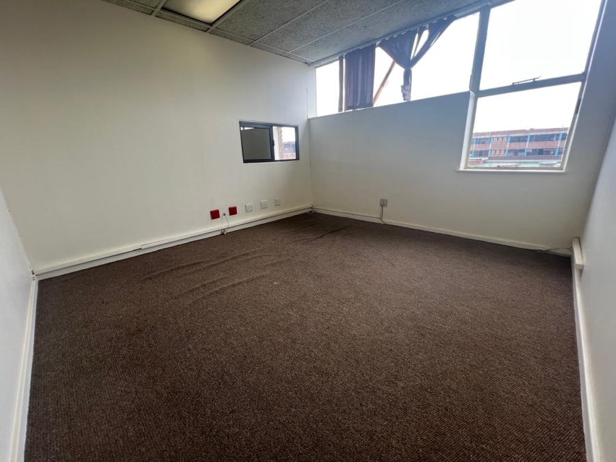 To Let commercial Property for Rent in Wierda Park Gauteng