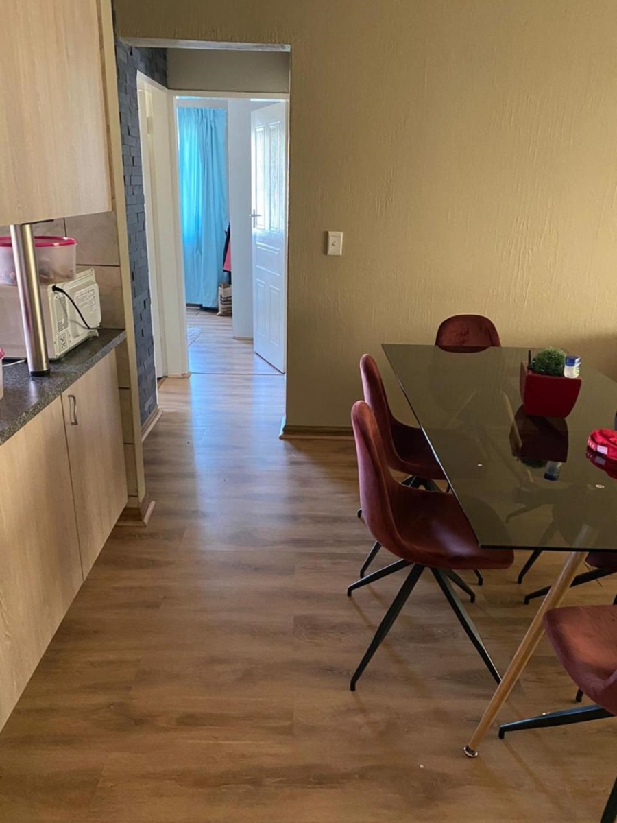 2 Bedroom Property for Sale in Comet Gauteng