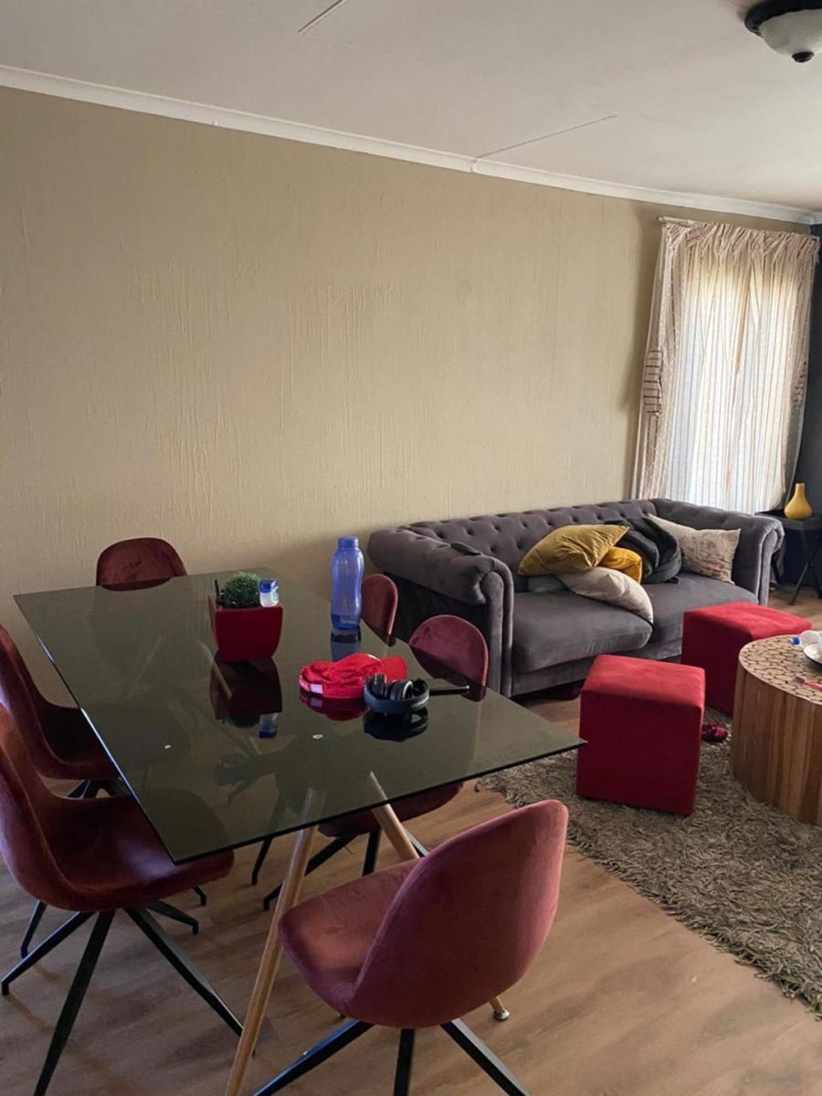 2 Bedroom Property for Sale in Comet Gauteng