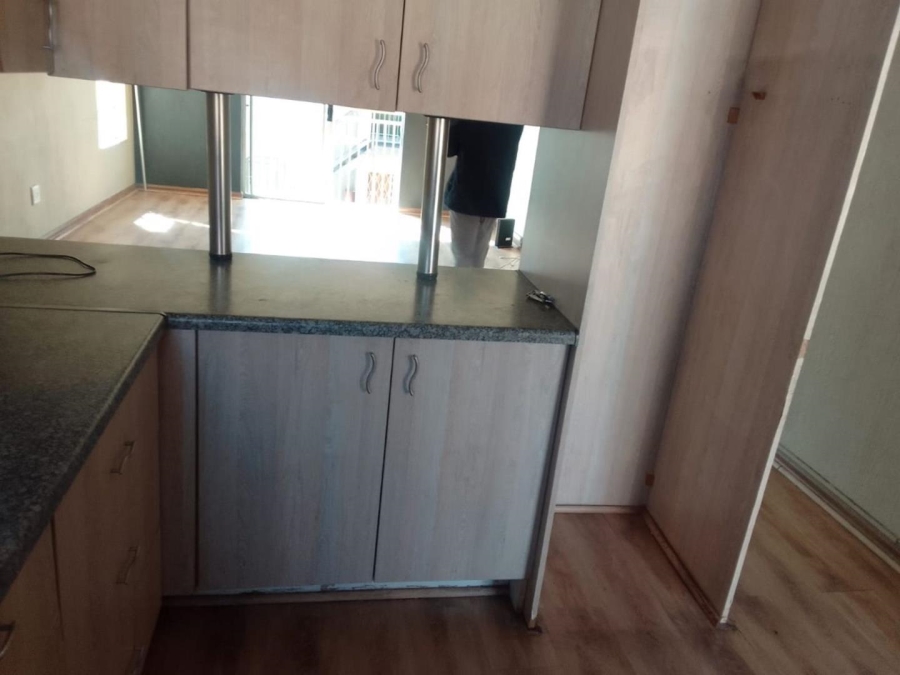 2 Bedroom Property for Sale in Comet Gauteng