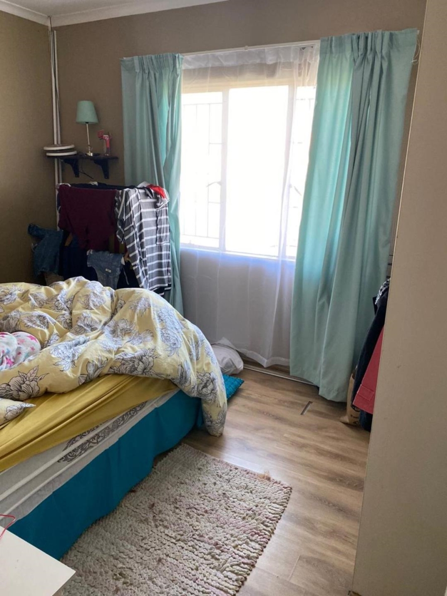 2 Bedroom Property for Sale in Comet Gauteng