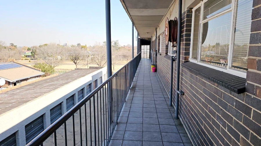 2 Bedroom Property for Sale in Three Rivers Gauteng