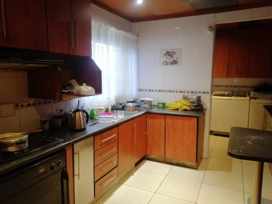 5 Bedroom Property for Sale in Bedworth Park Gauteng