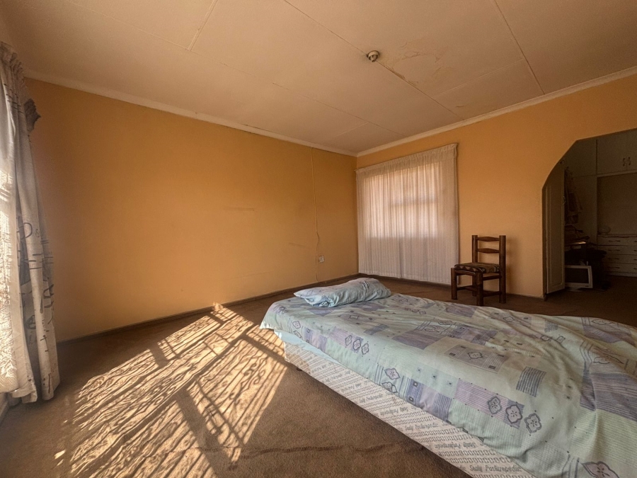 5 Bedroom Property for Sale in Bedworth Park Gauteng