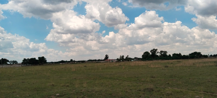 0 Bedroom Property for Sale in Boltonwold Gauteng