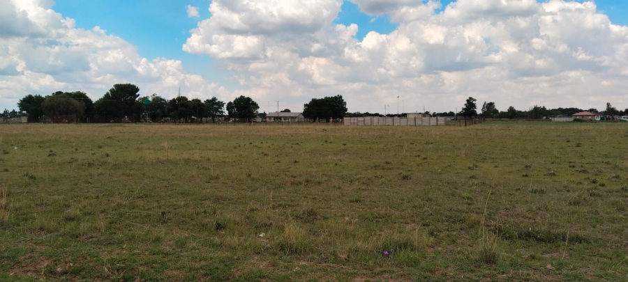 0 Bedroom Property for Sale in Boltonwold Gauteng