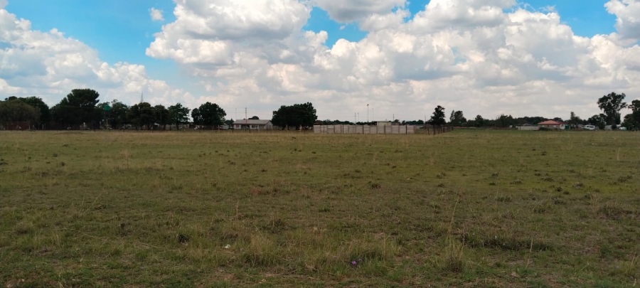 0 Bedroom Property for Sale in Boltonwold Gauteng