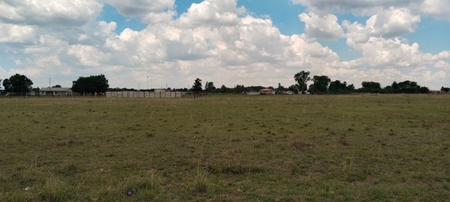 0 Bedroom Property for Sale in Boltonwold Gauteng