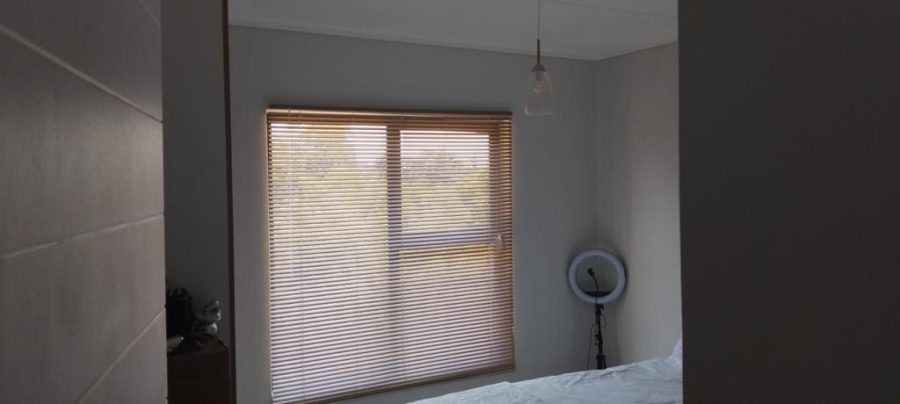 1 Bedroom Property for Sale in Linbro Park Gauteng