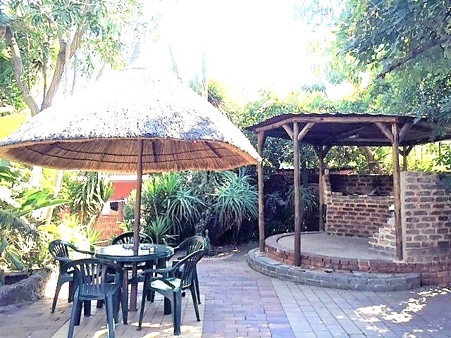 11 Bedroom Property for Sale in Fontainebleau Gauteng