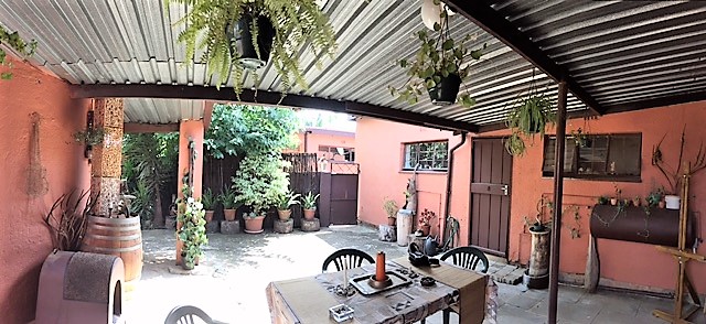 11 Bedroom Property for Sale in Fontainebleau Gauteng