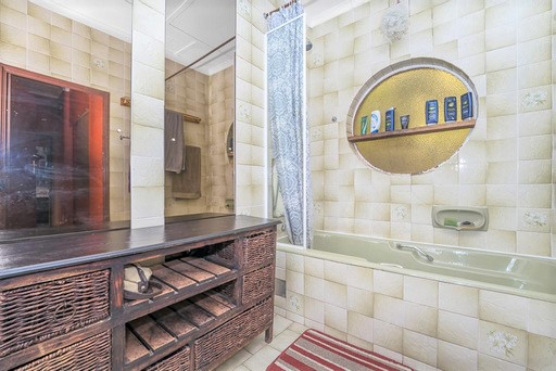 11 Bedroom Property for Sale in Fontainebleau Gauteng