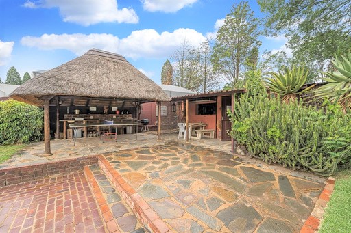 11 Bedroom Property for Sale in Fontainebleau Gauteng