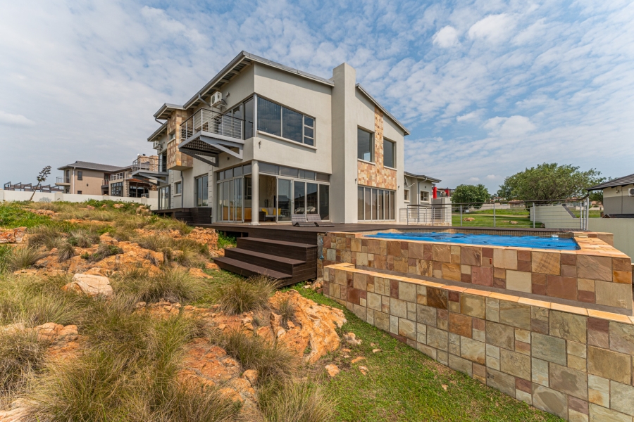 5 Bedroom Property for Sale in Aquavista Mountain Estate Gauteng