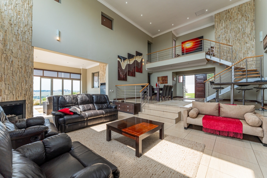 5 Bedroom Property for Sale in Aquavista Mountain Estate Gauteng