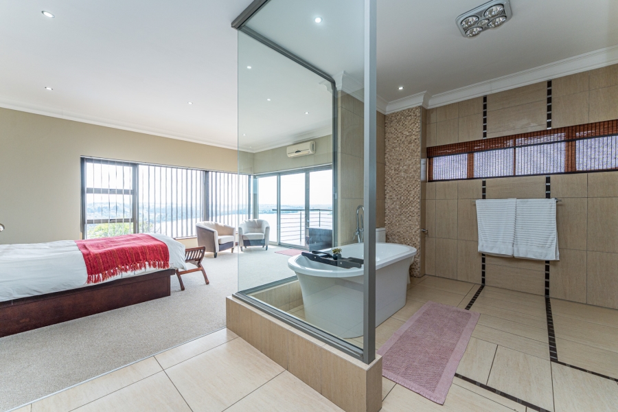 5 Bedroom Property for Sale in Aquavista Mountain Estate Gauteng