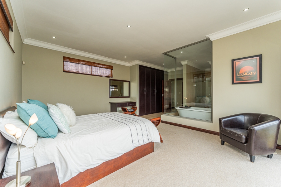 5 Bedroom Property for Sale in Aquavista Mountain Estate Gauteng