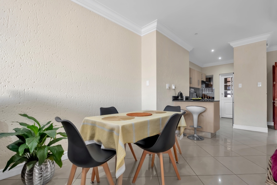 2 Bedroom Property for Sale in Morningside Gauteng