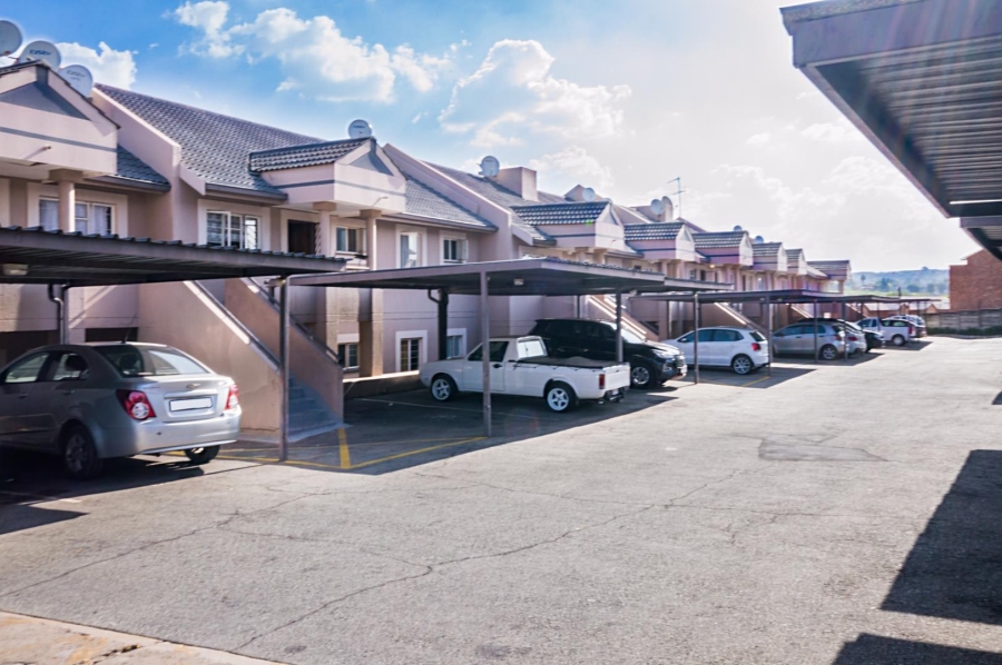 3 Bedroom Property for Sale in Rembrandt Park Gauteng