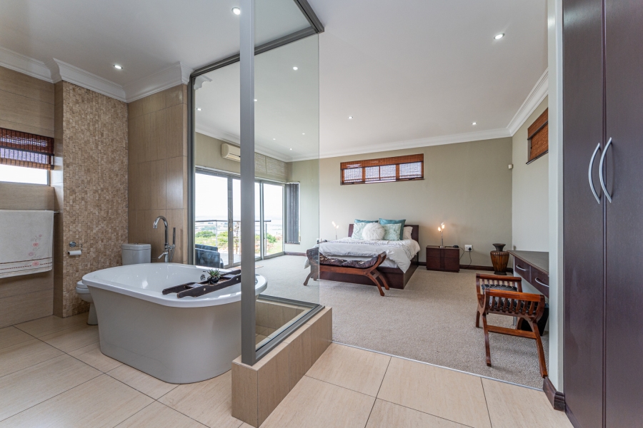 5 Bedroom Property for Sale in Aquavista Mountain Estate Gauteng