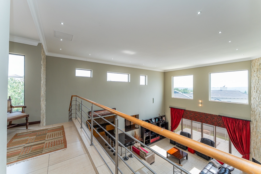 5 Bedroom Property for Sale in Aquavista Mountain Estate Gauteng