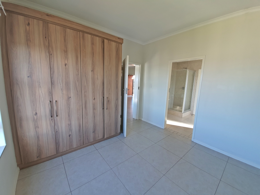 2 Bedroom Property for Sale in Golden Fields Estate Gauteng