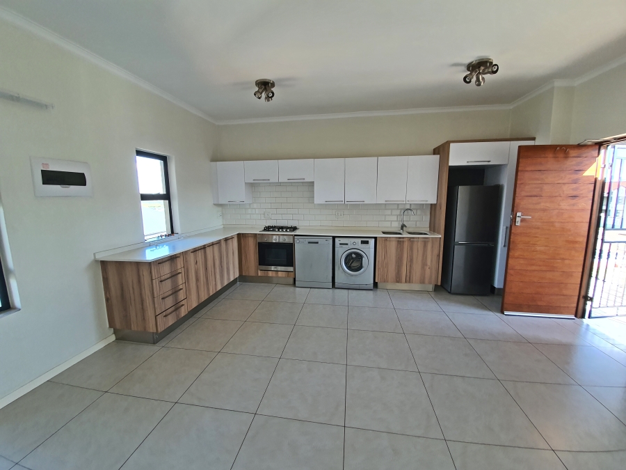 2 Bedroom Property for Sale in Golden Fields Estate Gauteng