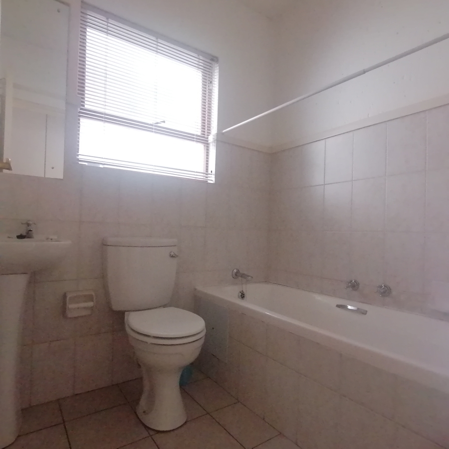 To Let 2 Bedroom Property for Rent in Edenburg Gauteng
