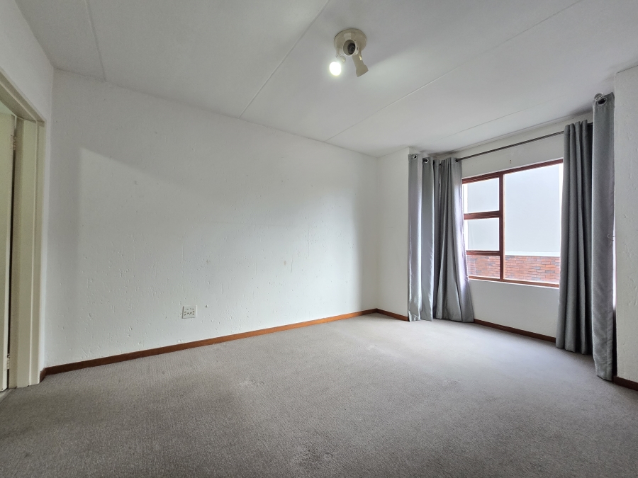 To Let 2 Bedroom Property for Rent in Edenburg Gauteng