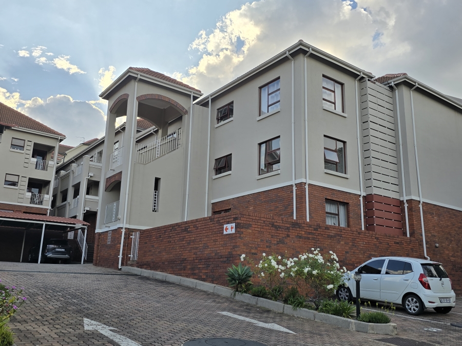 To Let 2 Bedroom Property for Rent in Edenburg Gauteng