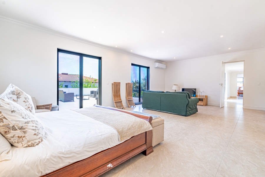 5 Bedroom Property for Sale in Dainfern Golf Estate Gauteng