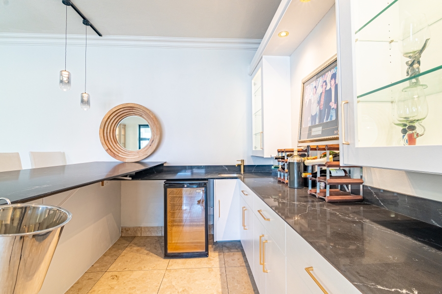 5 Bedroom Property for Sale in Dainfern Golf Estate Gauteng