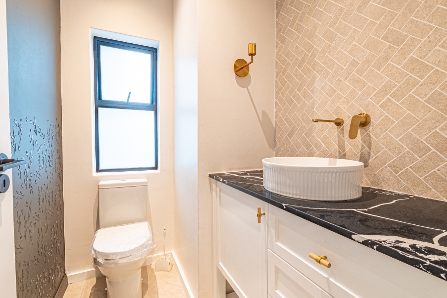 3 Bedroom Property for Sale in Dainfern Gauteng