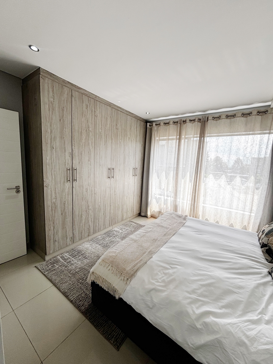 2 Bedroom Property for Sale in Broadacres Gauteng