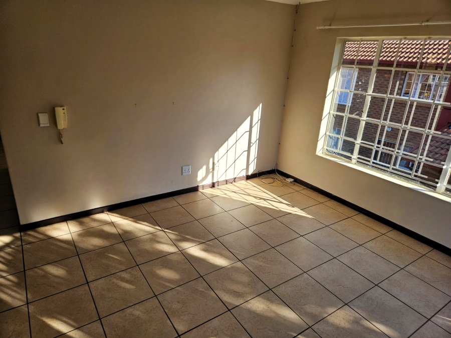 To Let 2 Bedroom Property for Rent in The Reeds Gauteng