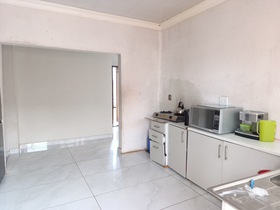 3 Bedroom Property for Sale in Soshanguve VV Gauteng