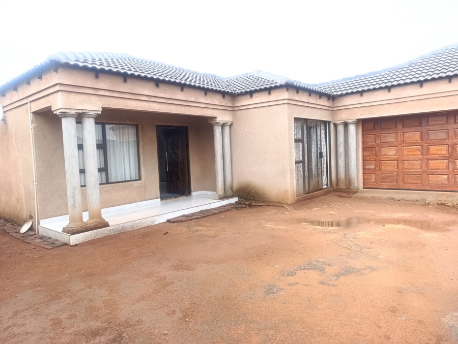 3 Bedroom Property for Sale in Soshanguve VV Gauteng