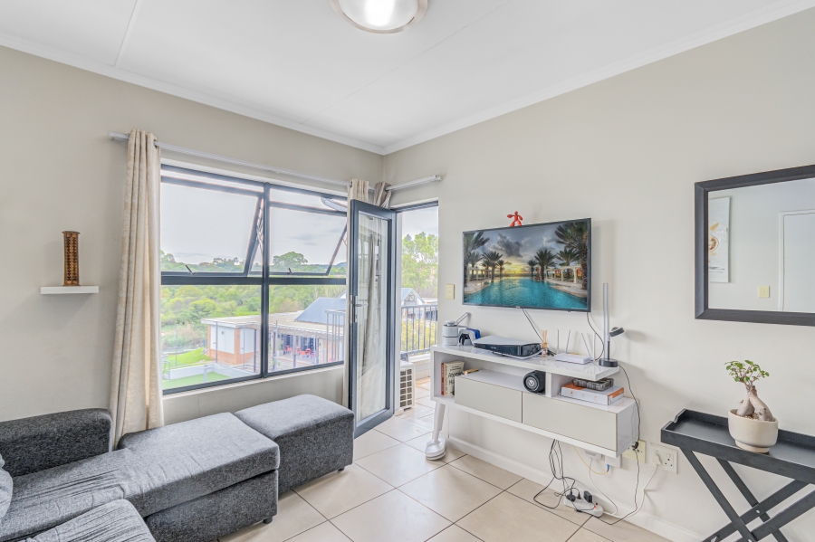 1 Bedroom Property for Sale in Olivedale Gauteng