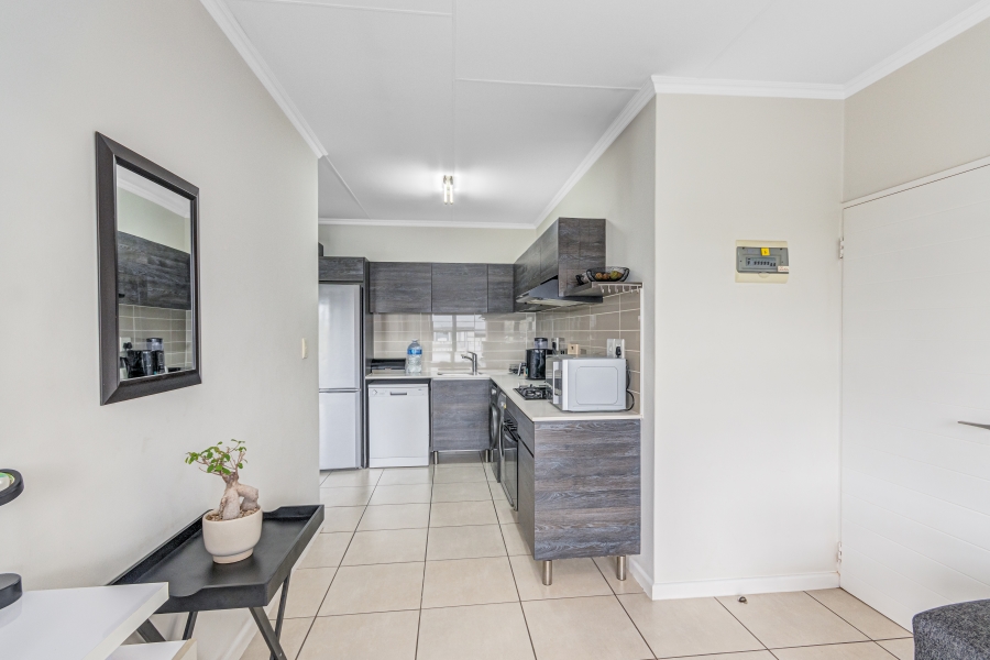 1 Bedroom Property for Sale in Olivedale Gauteng