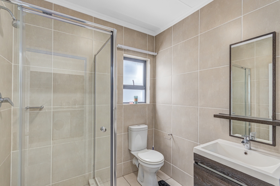 1 Bedroom Property for Sale in Olivedale Gauteng