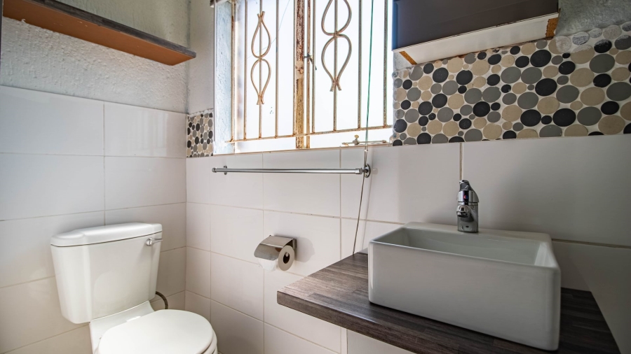 3 Bedroom Property for Sale in Mondeor Gauteng